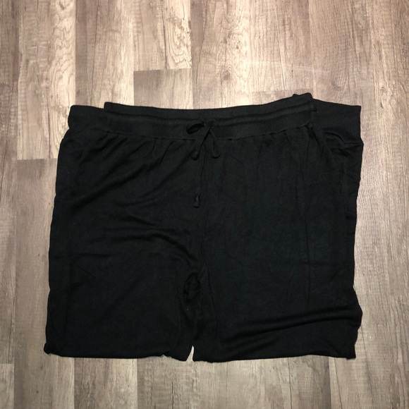 Joggers - Picture 2 of 3